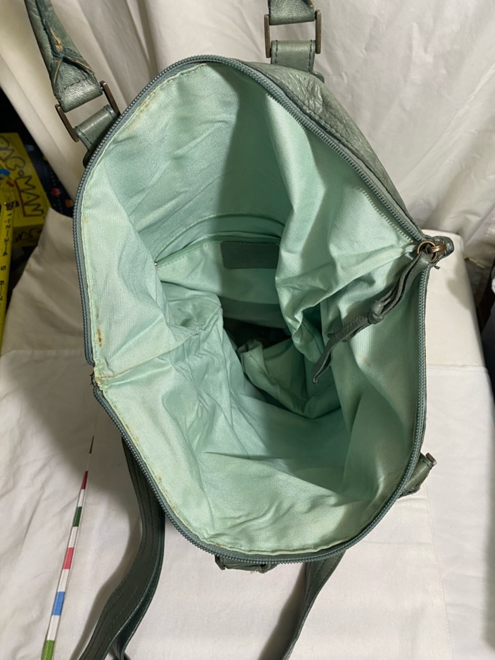 Maurizio Taiuti Sage Green Leather Crossbody Tote - Picture 3 of 15
